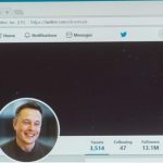 Elon Musk dodał słowo "Bitcoin" w swojej biografii na Twitter. I się...zaczęło!